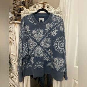 American Eagle Outfitters Big Hug Sweatshirt NWOT XL